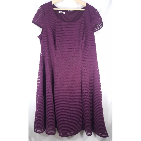 London Style Dresses & Skirts - Plus Size London Style Cap Sleeve Dress London Style Dresses & Skirts - Plus Size London Style Cap Sleeve Dress